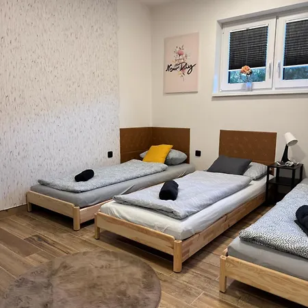 J One Apartmán *